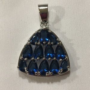 New Beautiful Tear Drop sapphires Pendant